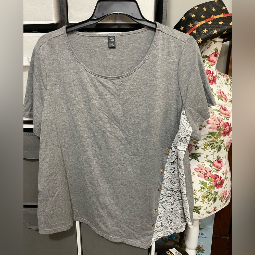 Emery Rose Top/Size 3XL